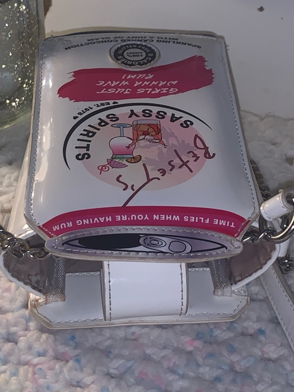 Betsey Johnson White & Pink 'Sassy Spirits' Novelty Can Crossbody - Picture 4 of 4